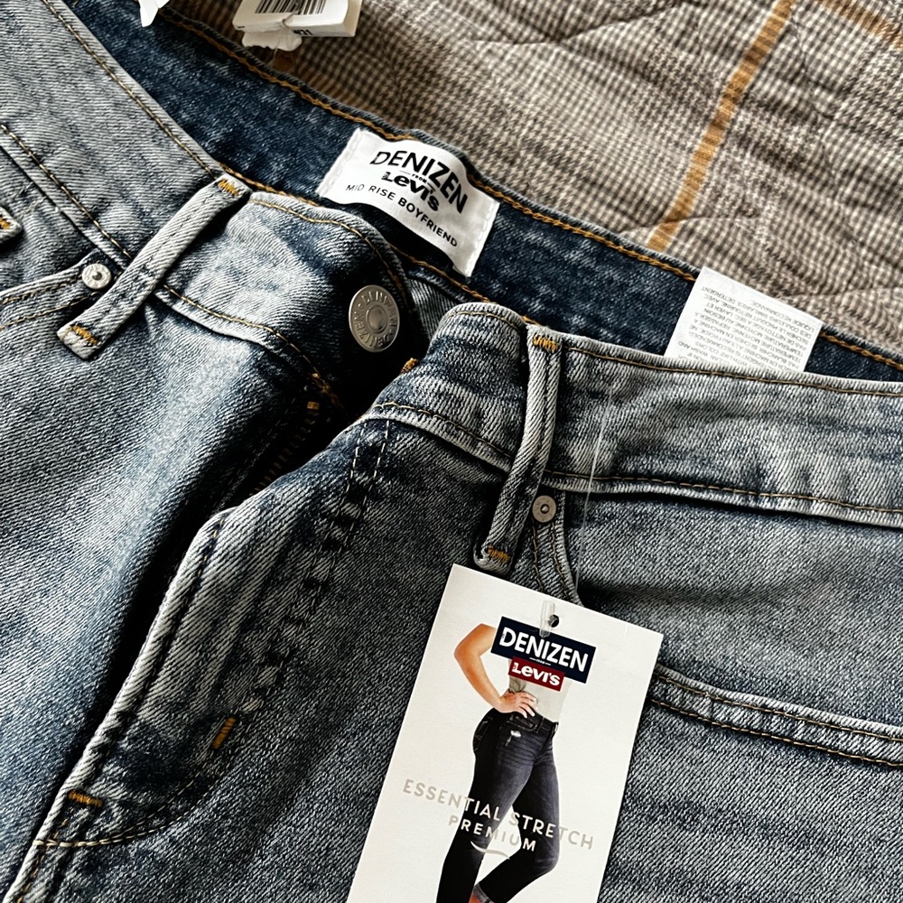 Denizen from Levi's Blue Boyfriend Jeans with Classic Appeal